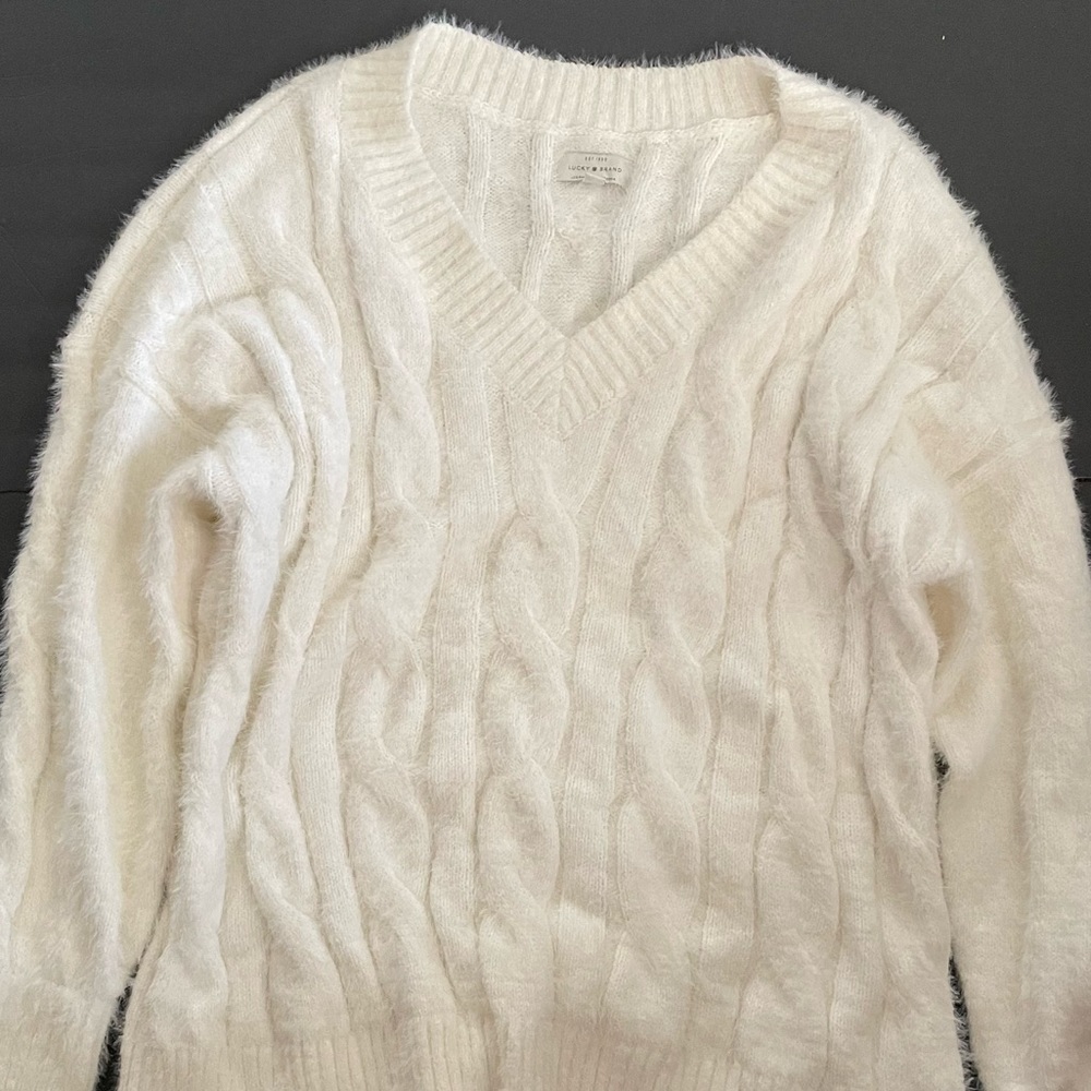 gorg white sweater